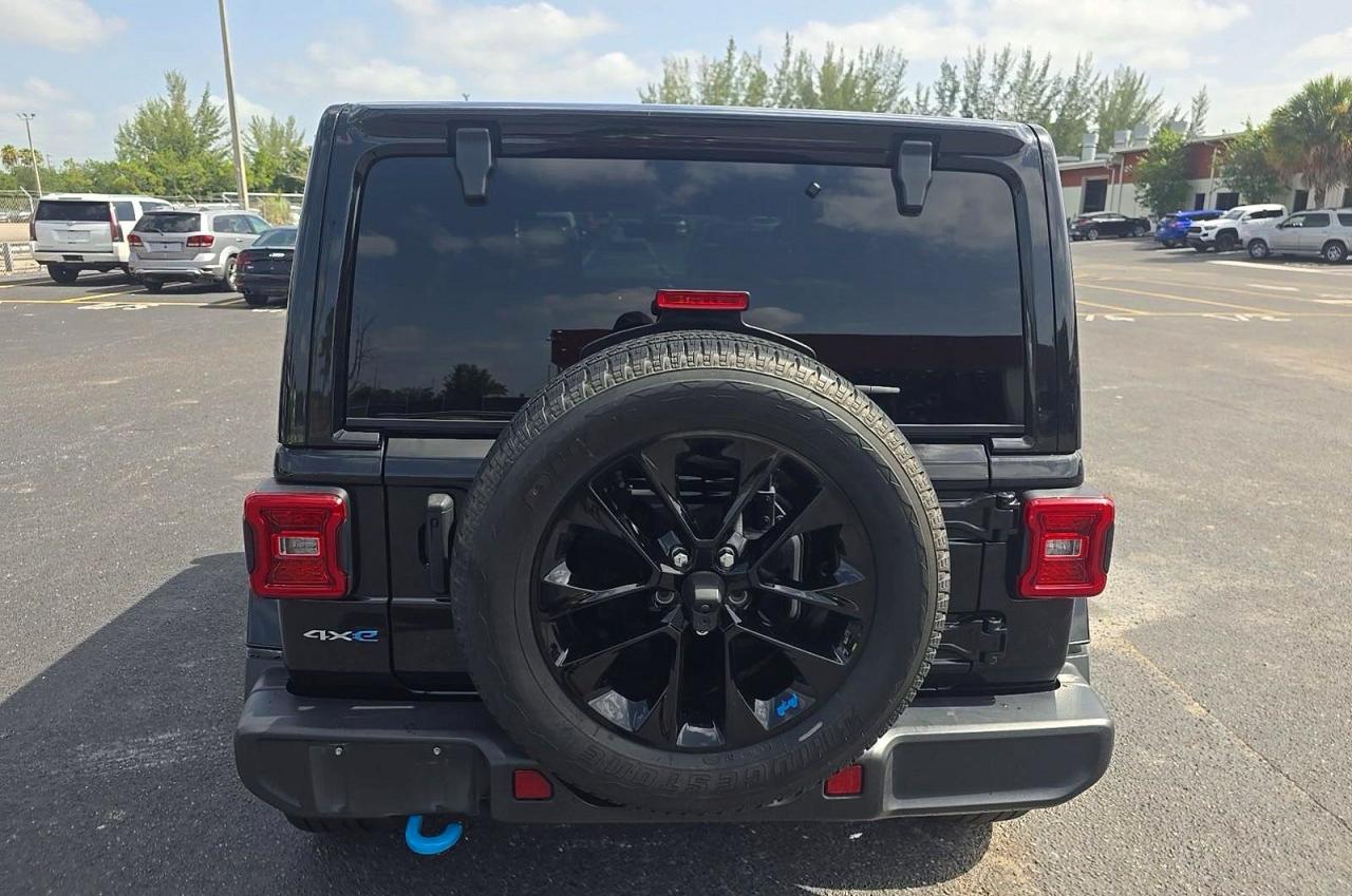 2022 JEEP WRANGLER
