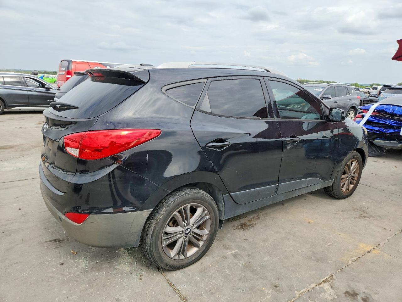 2015 HYUNDAI TUCSON