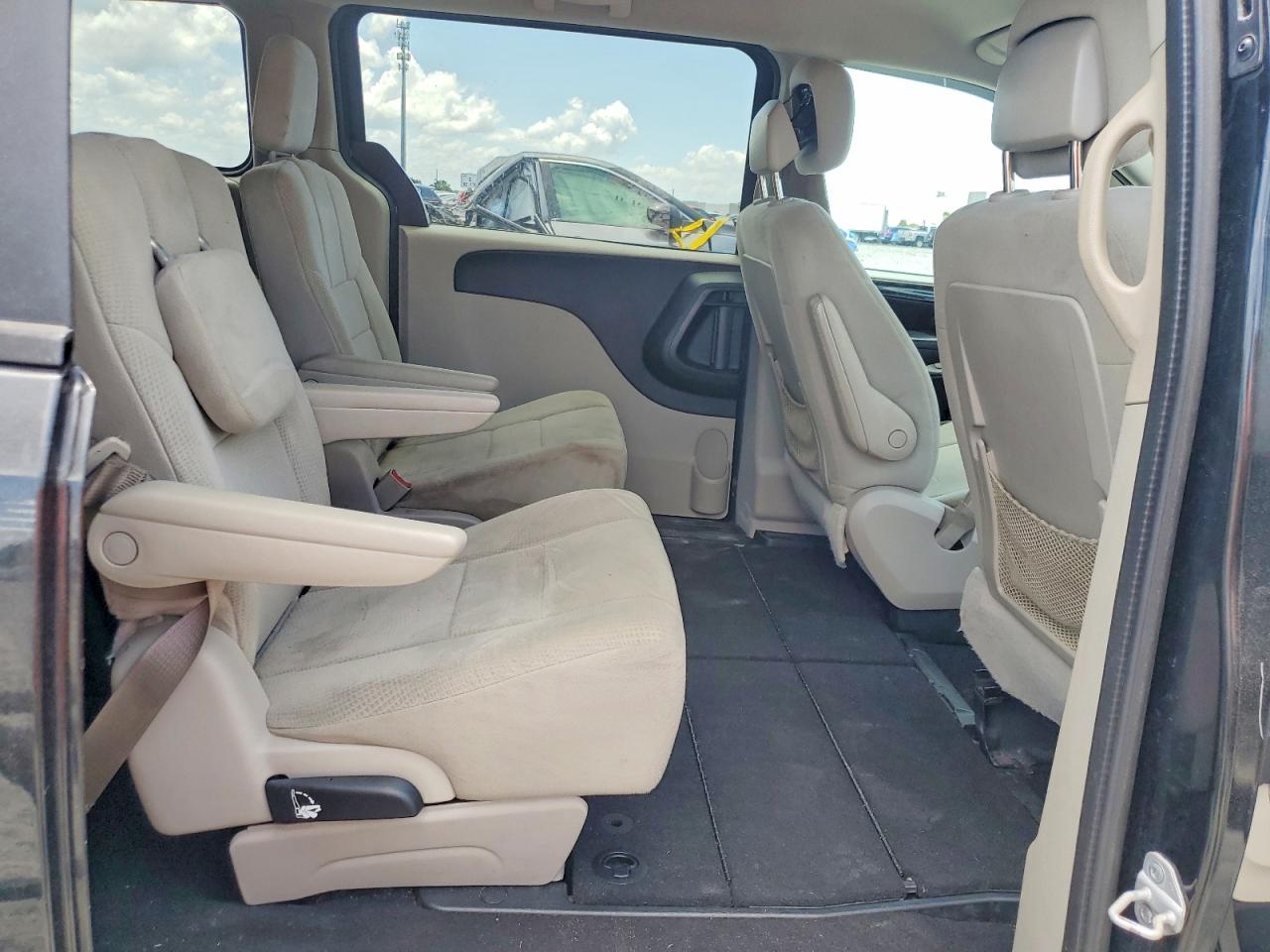 2013 DODGE CARAVAN