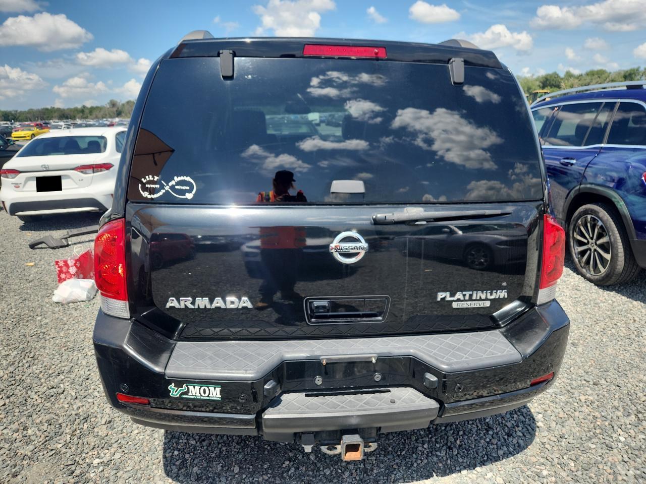 2015 NISSAN ARMADA