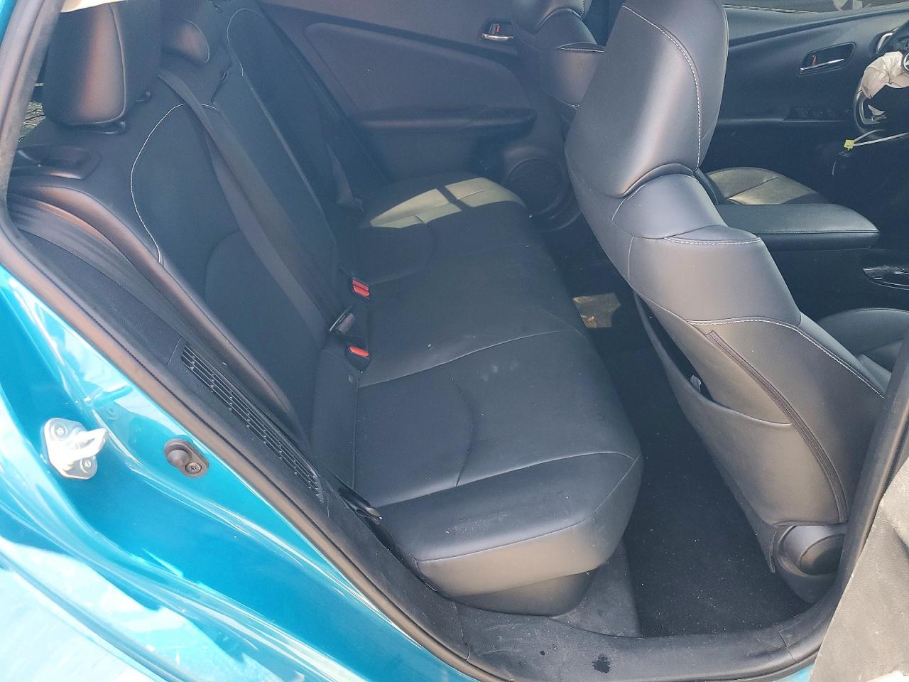 2020 TOYOTA PRIUS