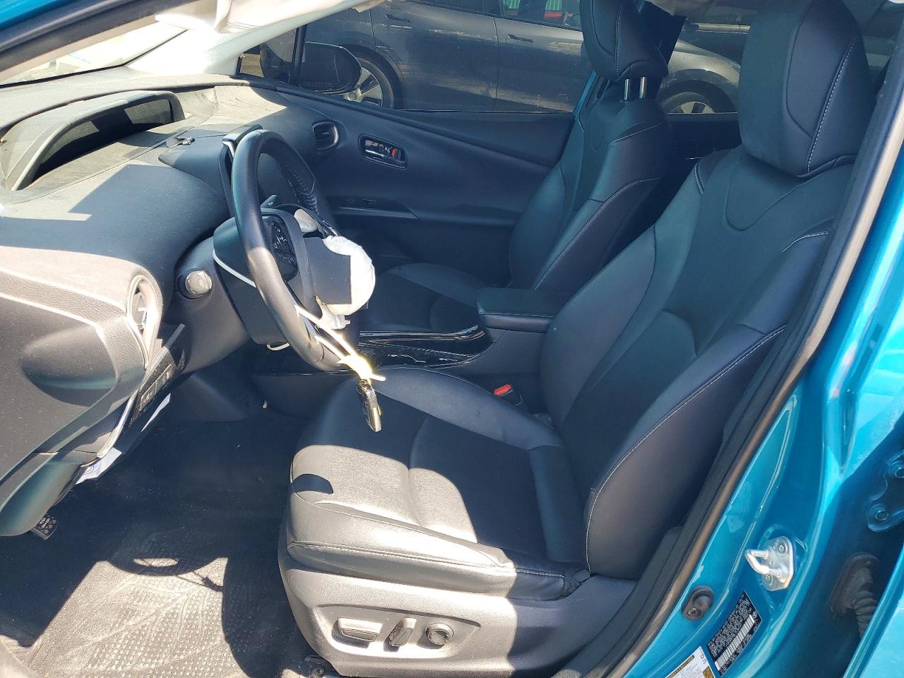 2020 TOYOTA PRIUS