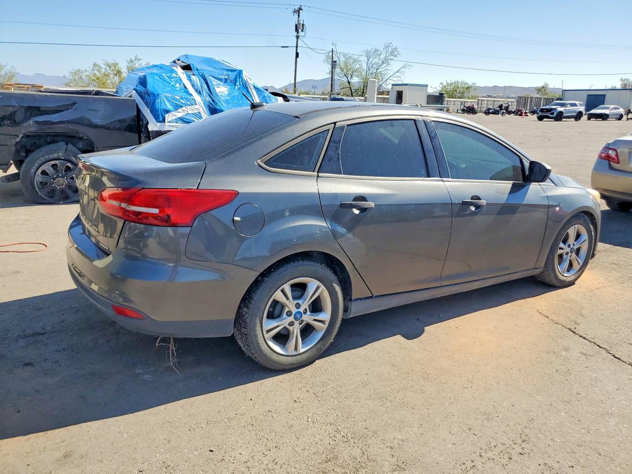 2016 FORD FOCUS