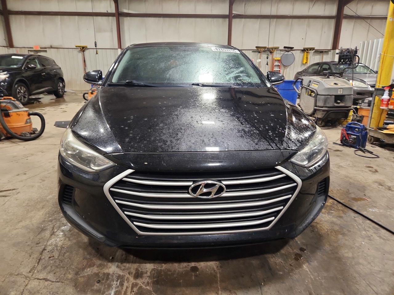 2017 HYUNDAI ELANTRA