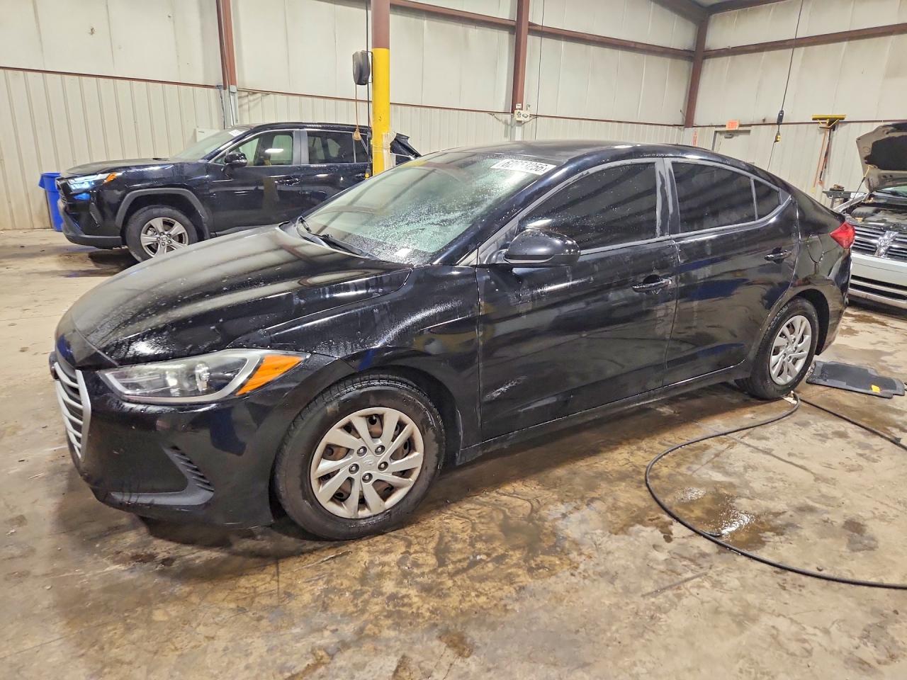 2017 HYUNDAI ELANTRA