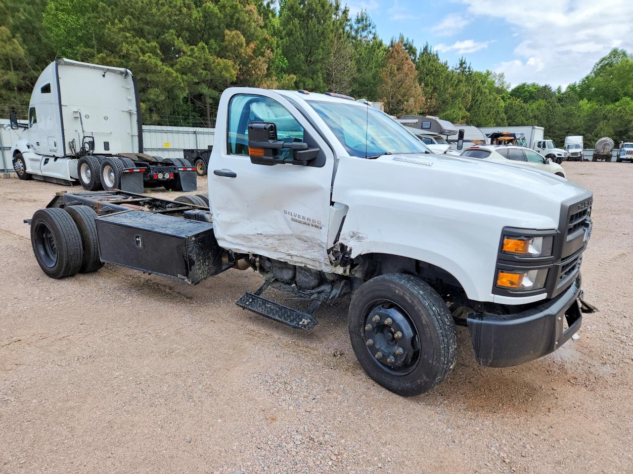 2024 CHEVROLET SILVERADO