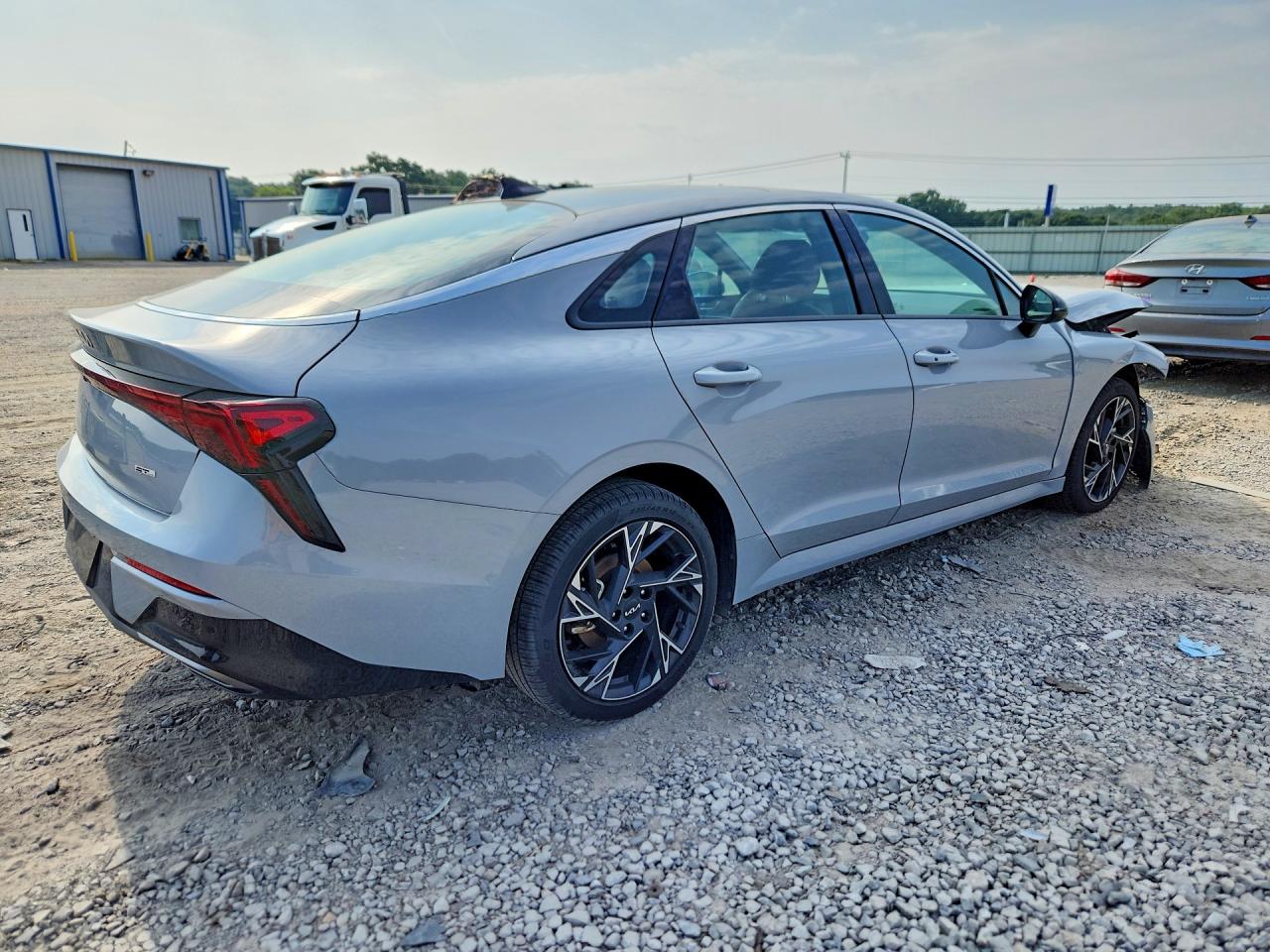 2025 KIA K5