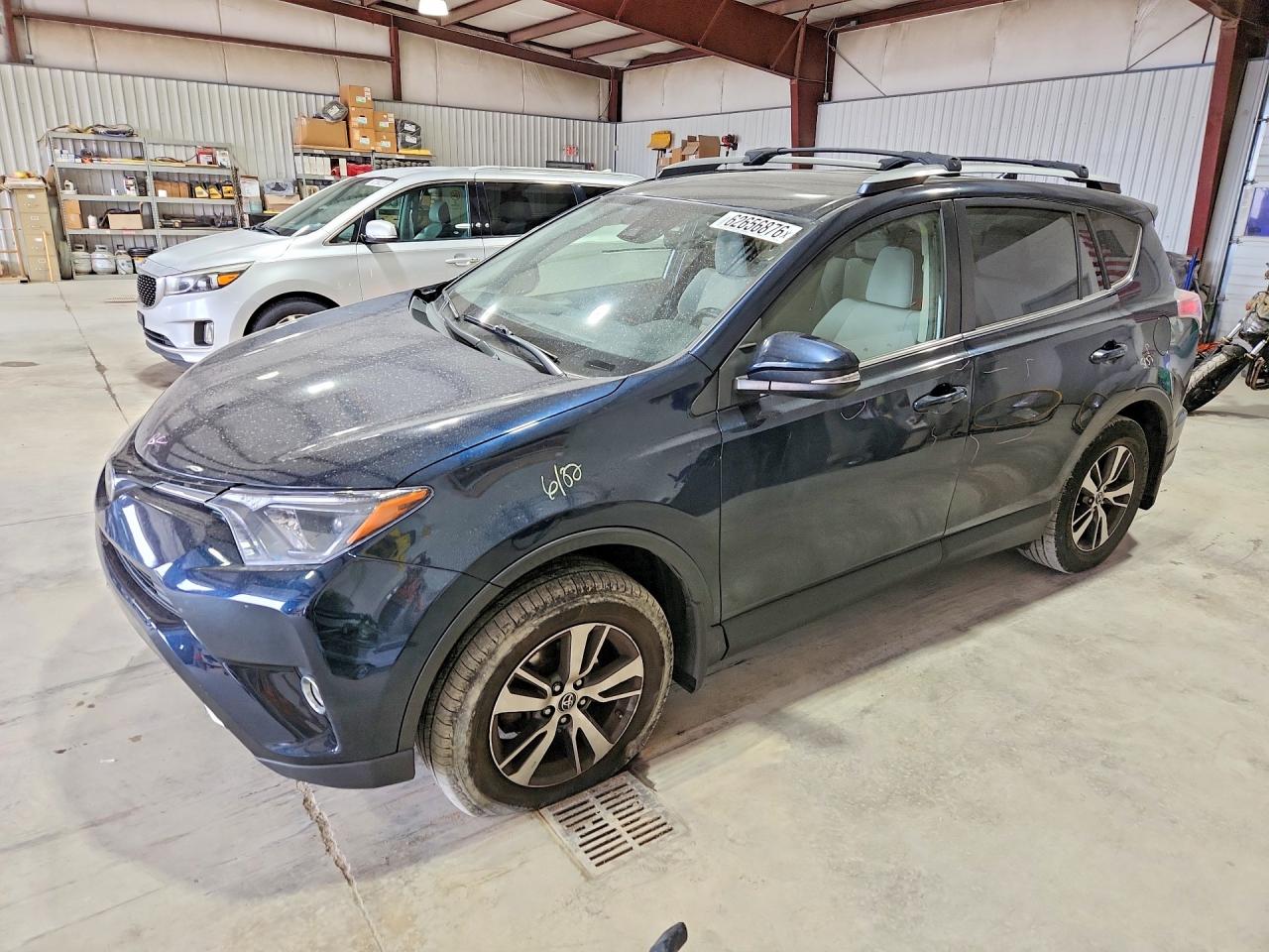 2017 TOYOTA RAV4