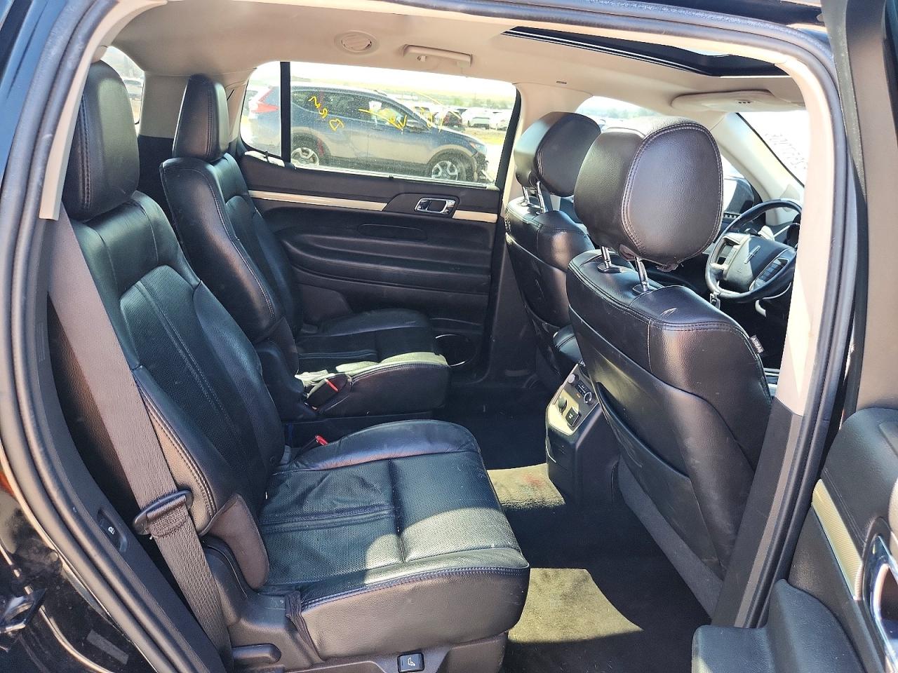 2012 LINCOLN MKT