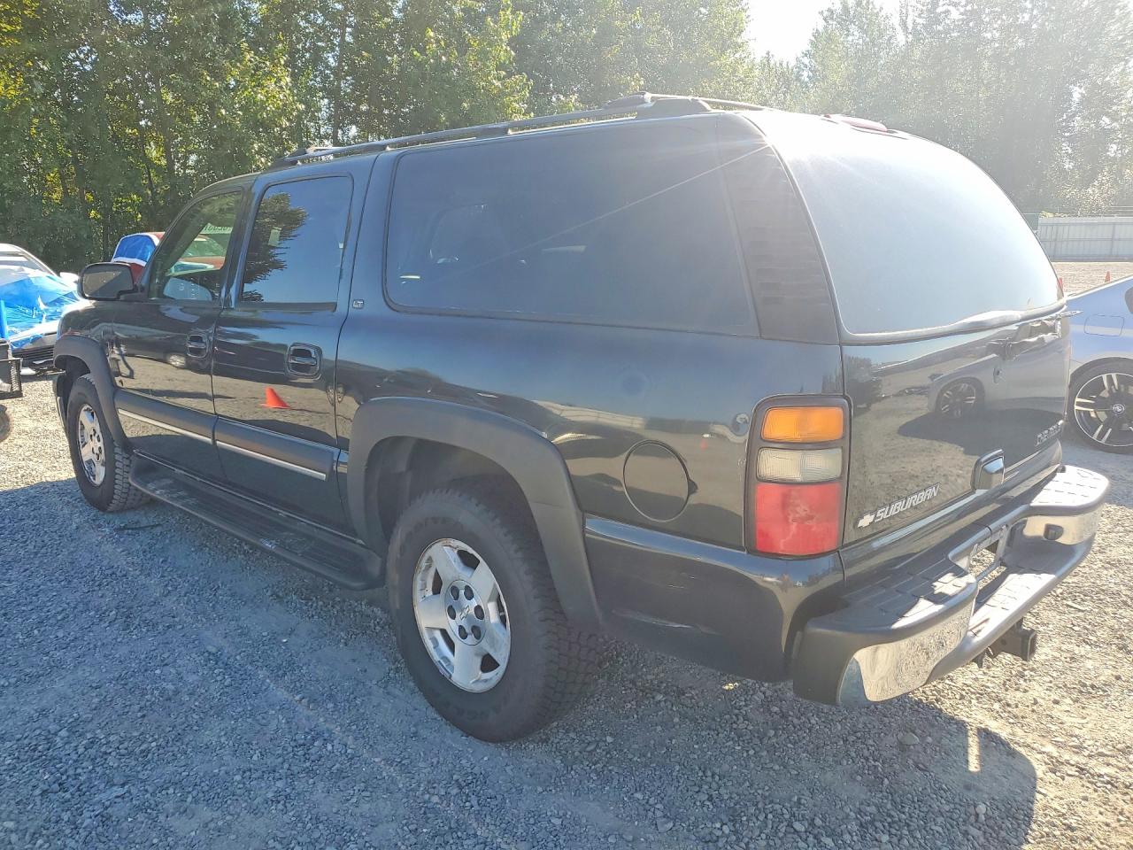 2004 CHEVROLET SUBURBAN