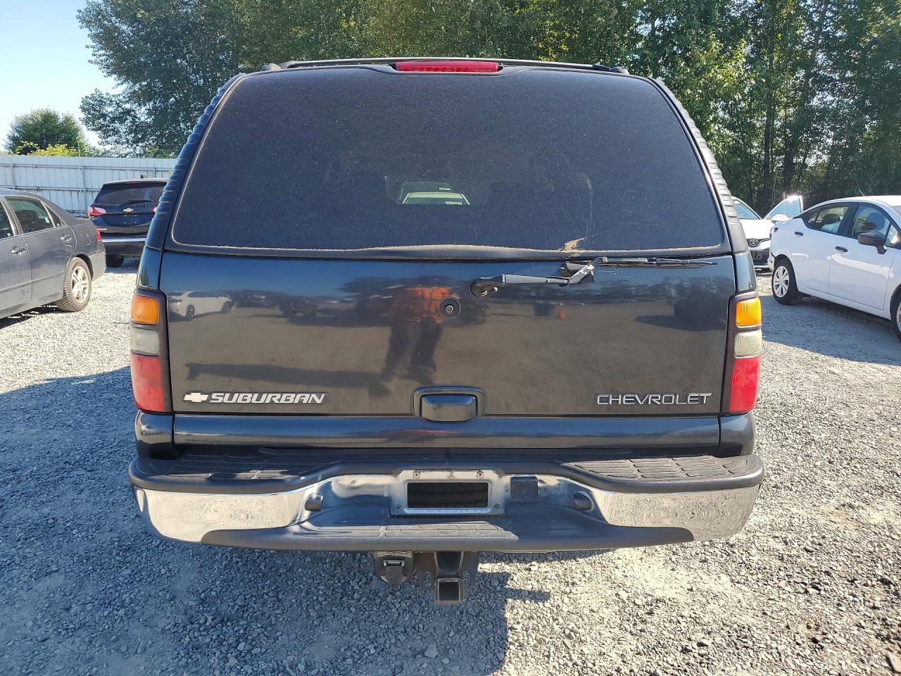 2004 CHEVROLET SUBURBAN