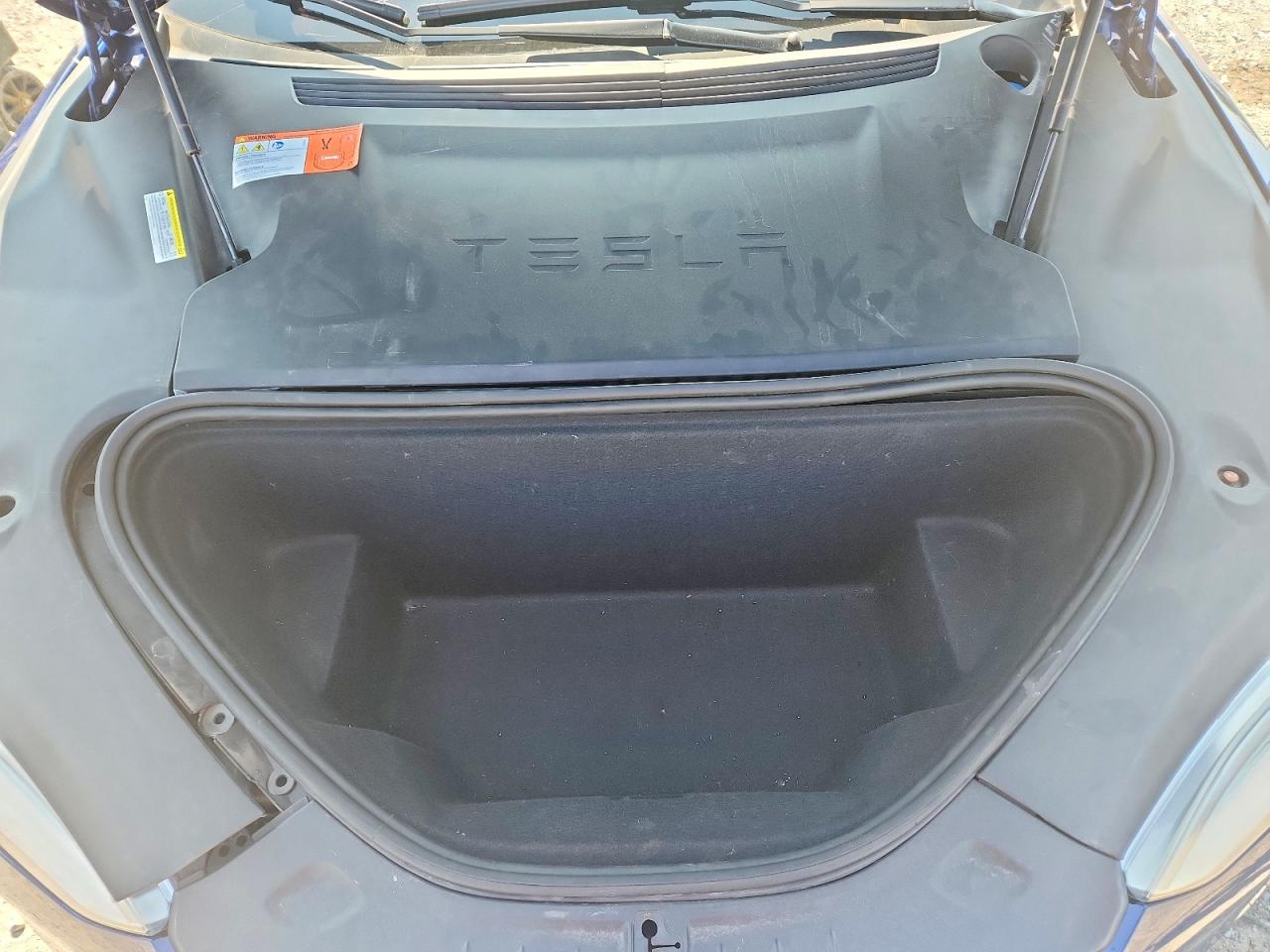 2016 TESLA MODEL S