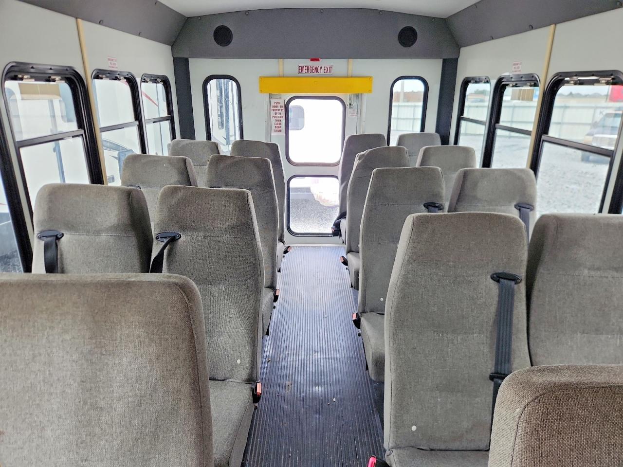 2010 CHEV EXPRESS