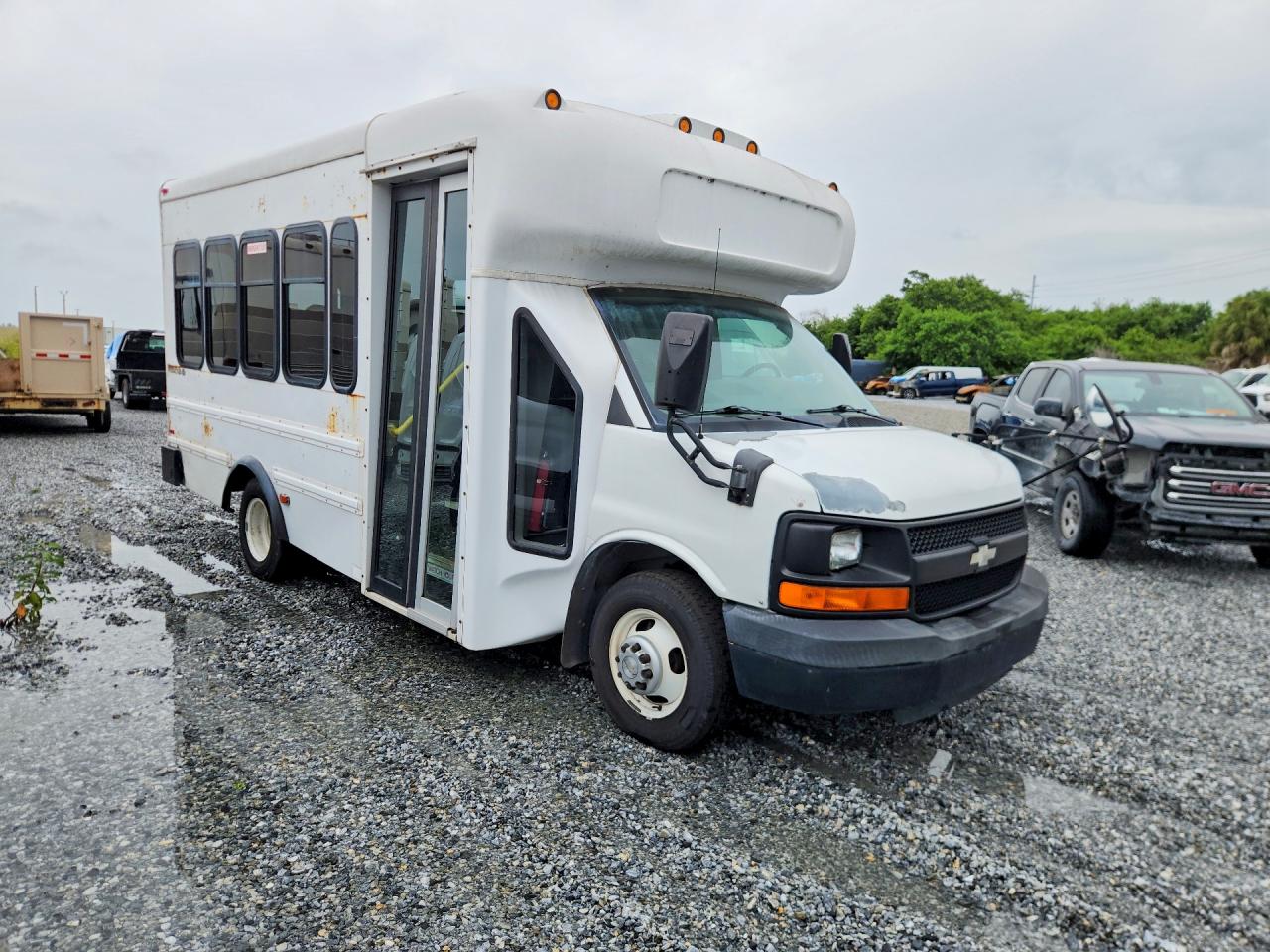 2010 CHEV EXPRESS