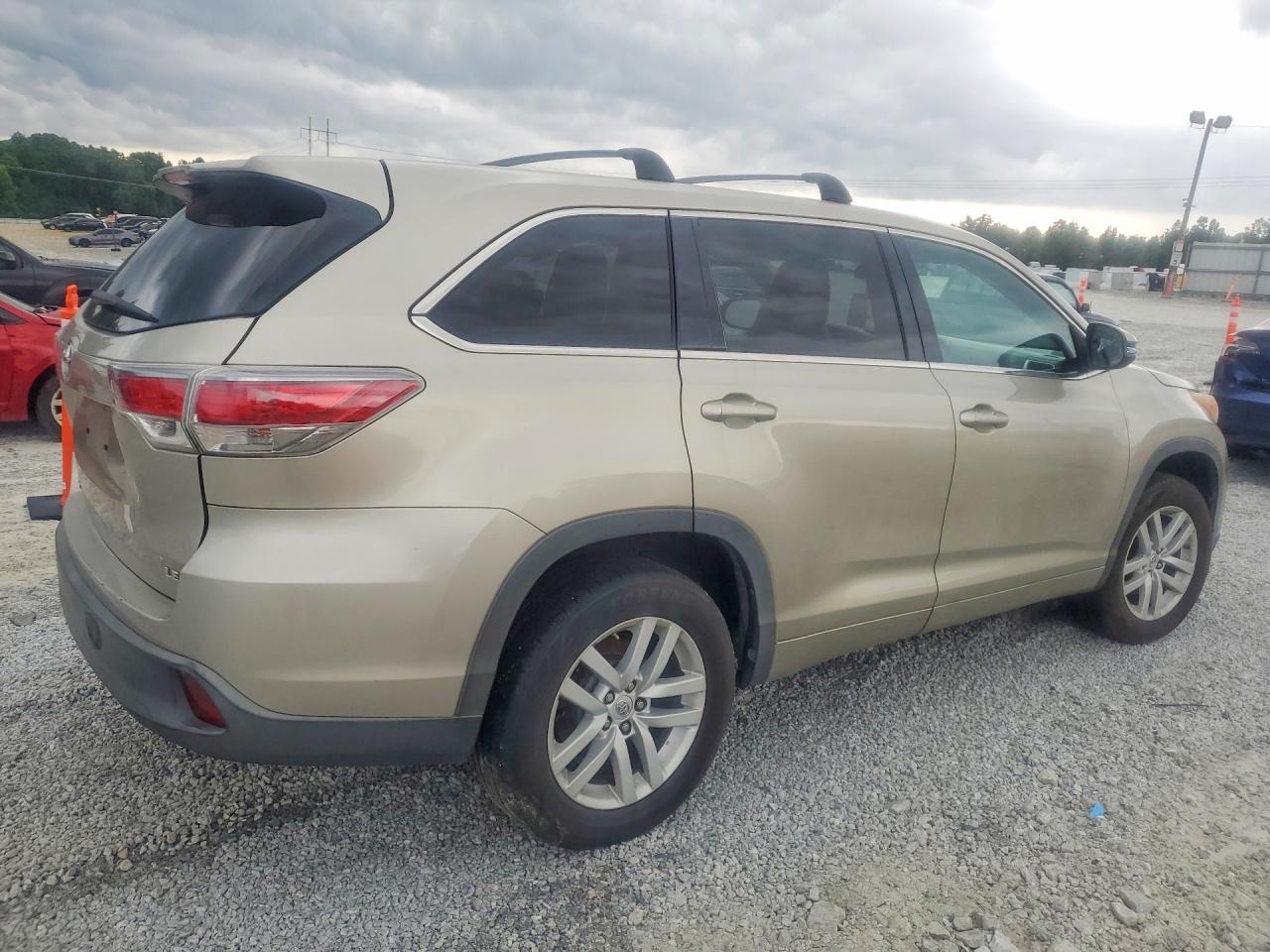 2014 TOYOTA HIGHLANDER