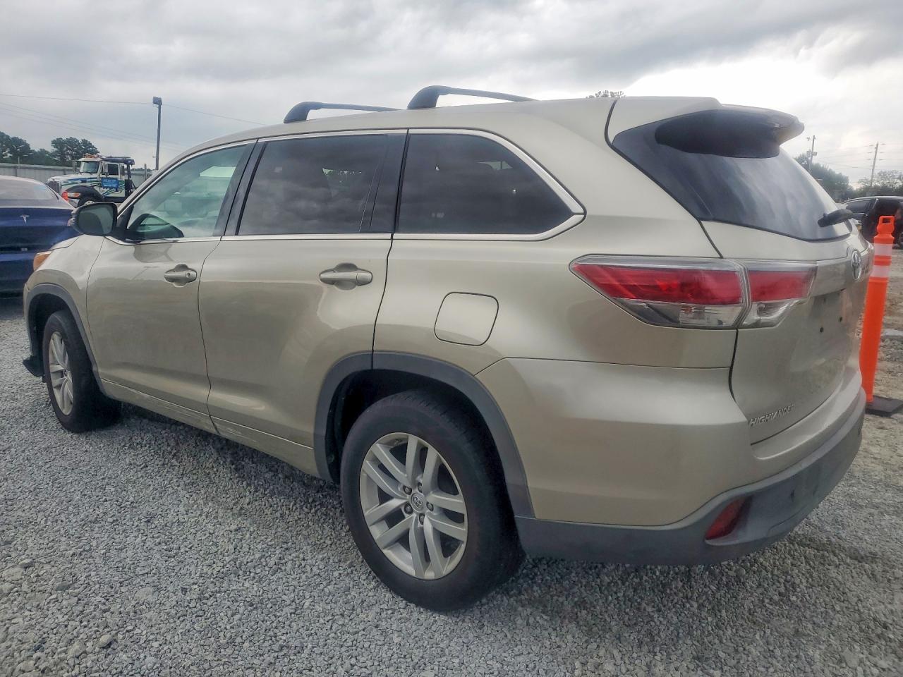 2014 TOYOTA HIGHLANDER