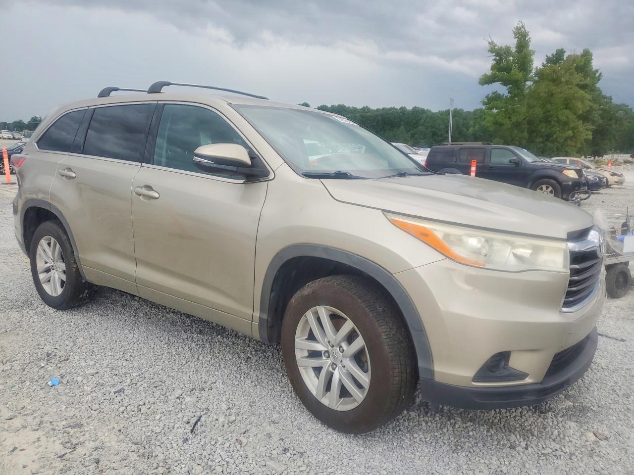 2014 TOYOTA HIGHLANDER