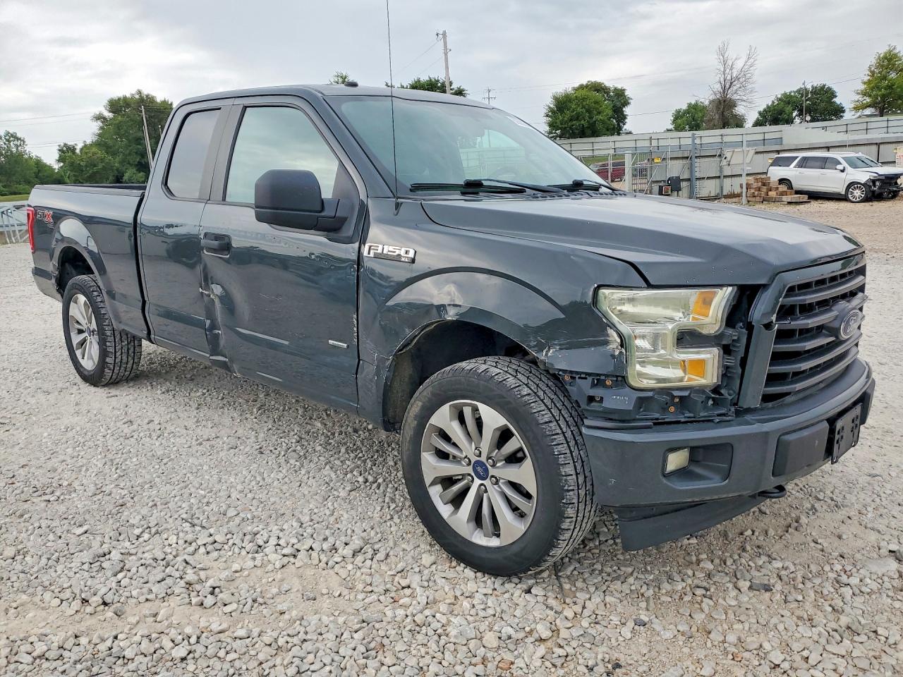 2017 FORD F-150