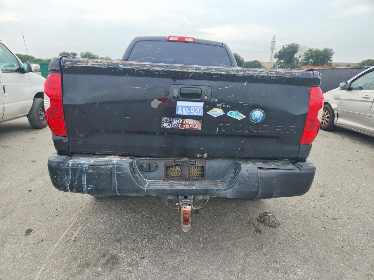2015 TOYOTA TUNDRA