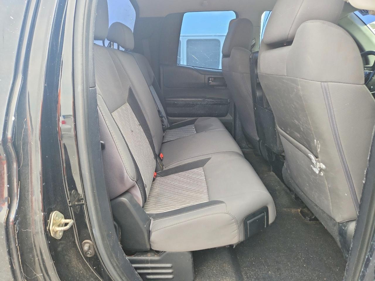 2015 TOYOTA TUNDRA