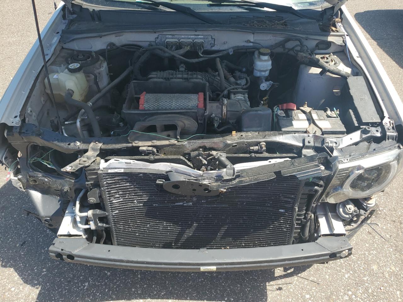 2010 FORD ESCAPE