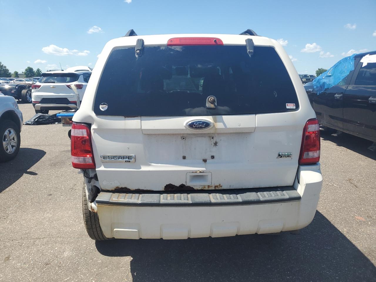 2010 FORD ESCAPE