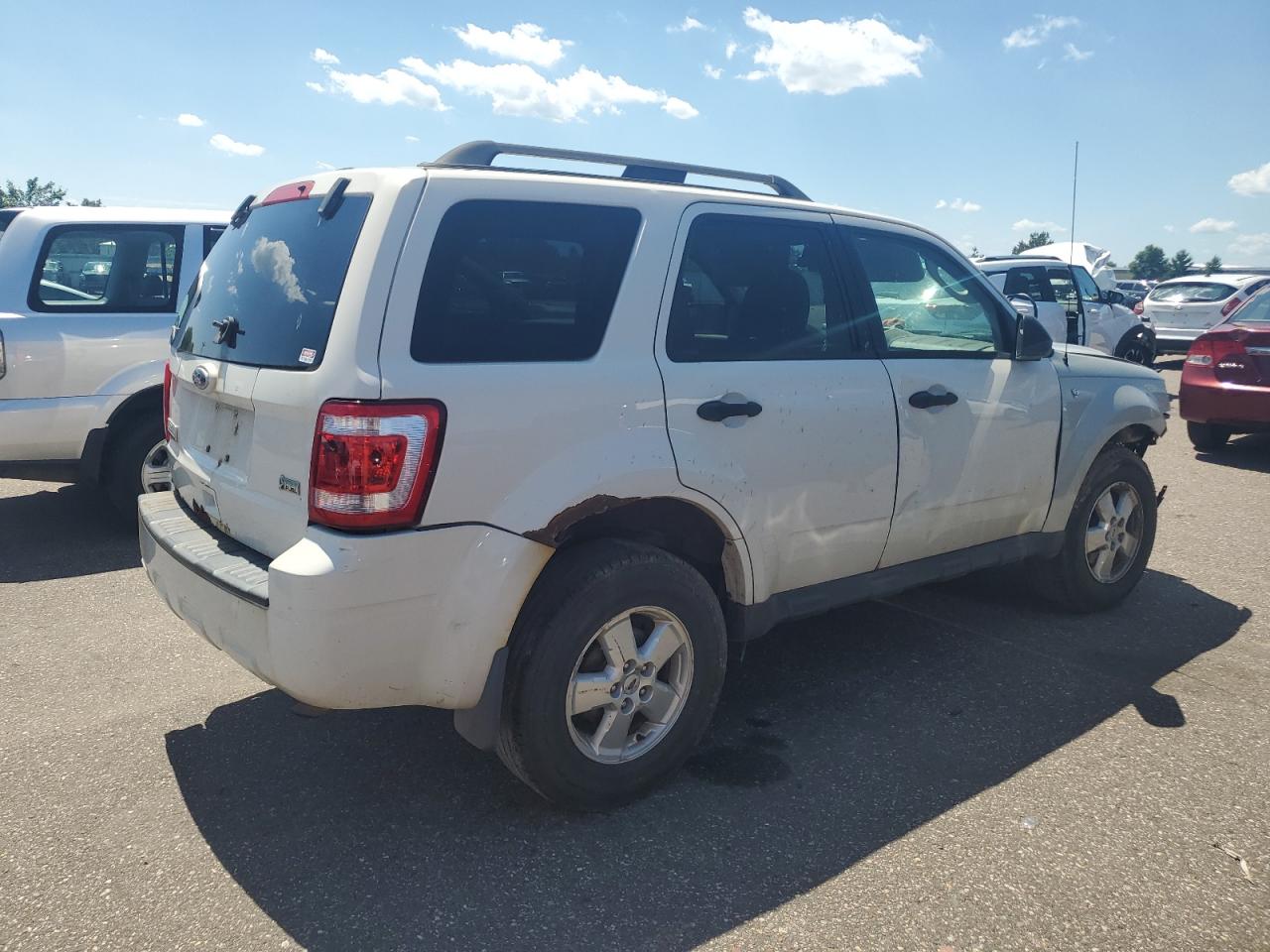 2010 FORD ESCAPE