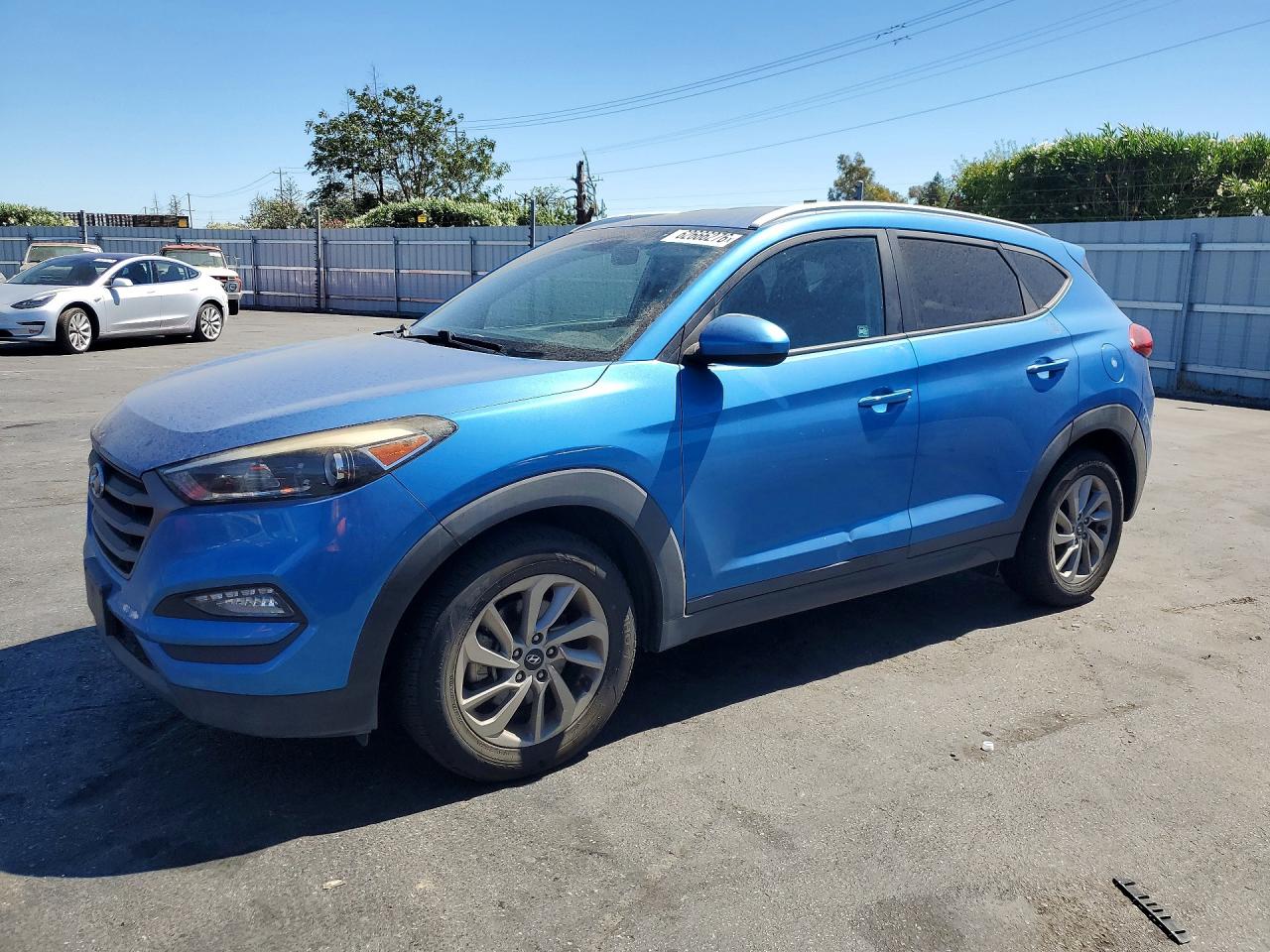 2016 HYUNDAI TUCSON