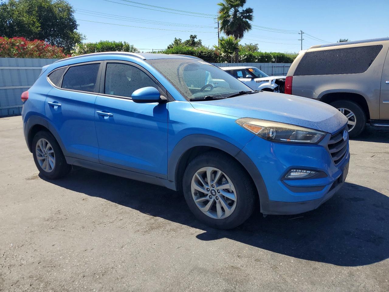 2016 HYUNDAI TUCSON