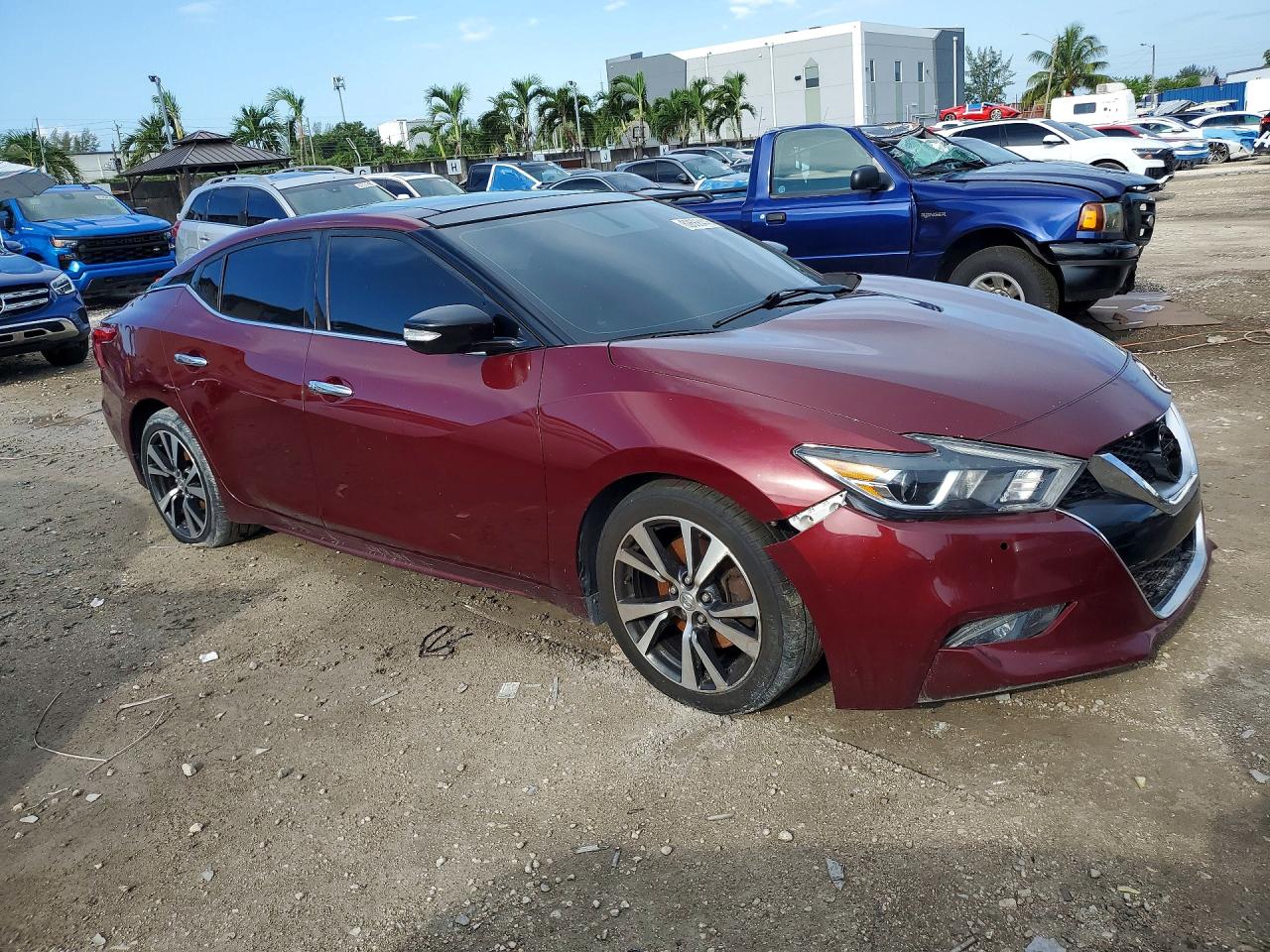 2017 NISSAN MAXIMA