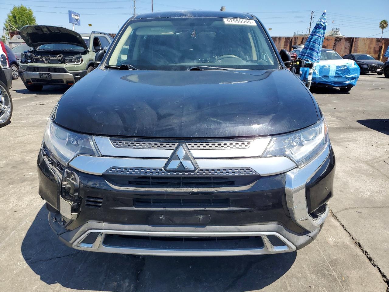 2020 MITSUBISHI OUTLANDER