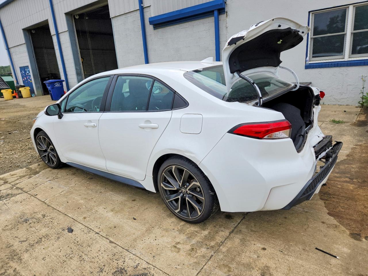 2022 TOYOTA COROLLA