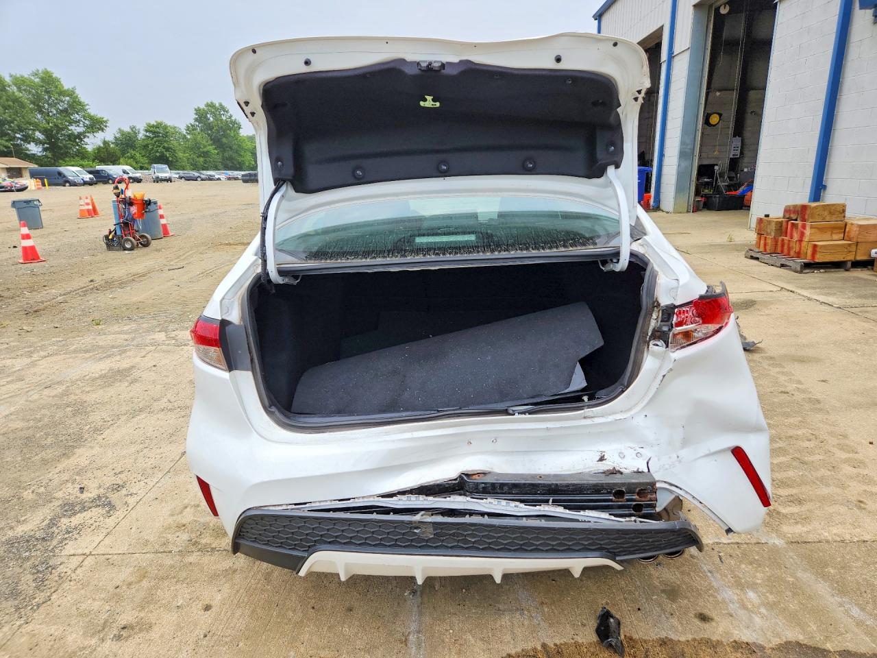 2022 TOYOTA COROLLA