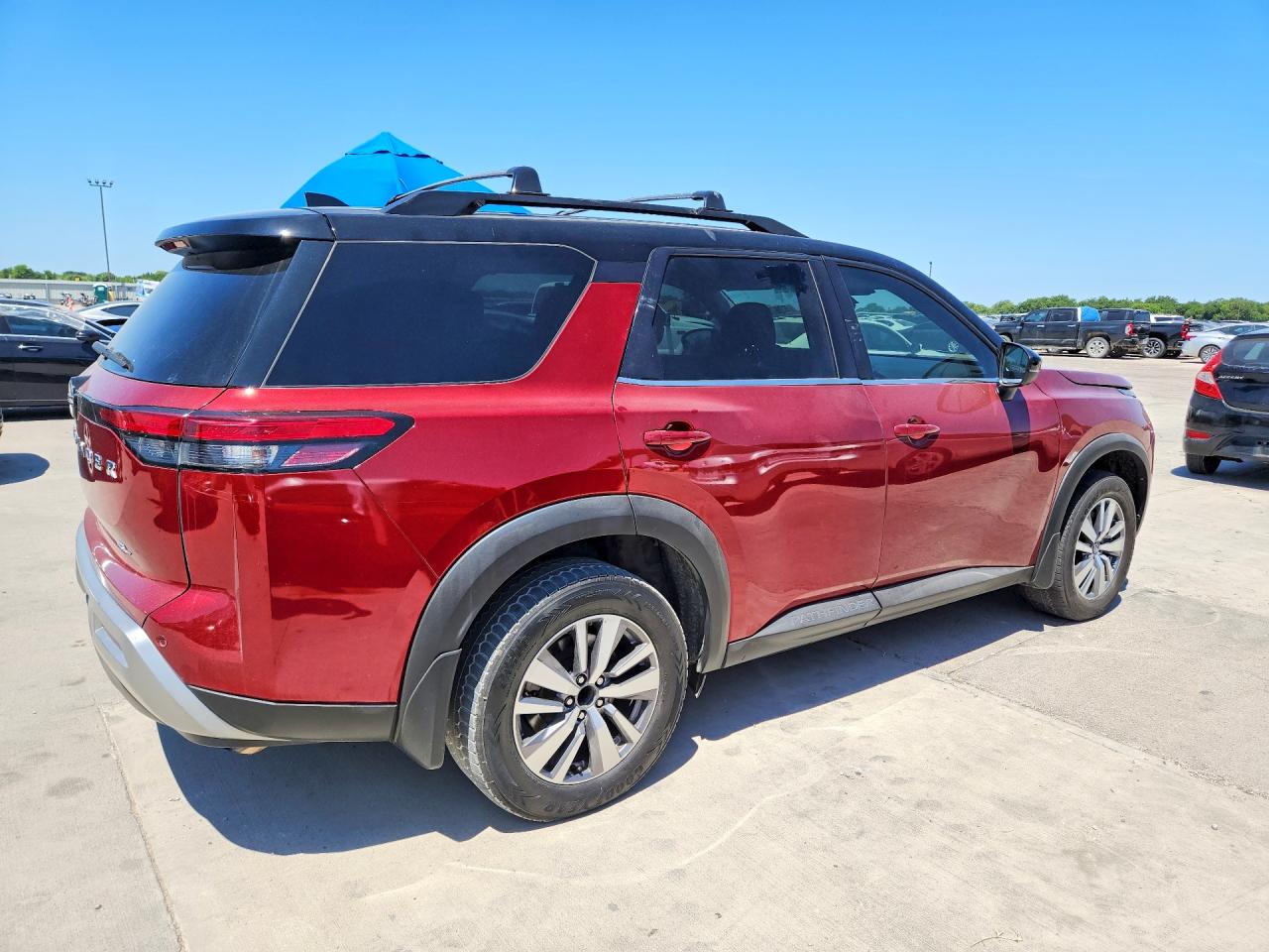 2023 NISSAN PATHFINDER