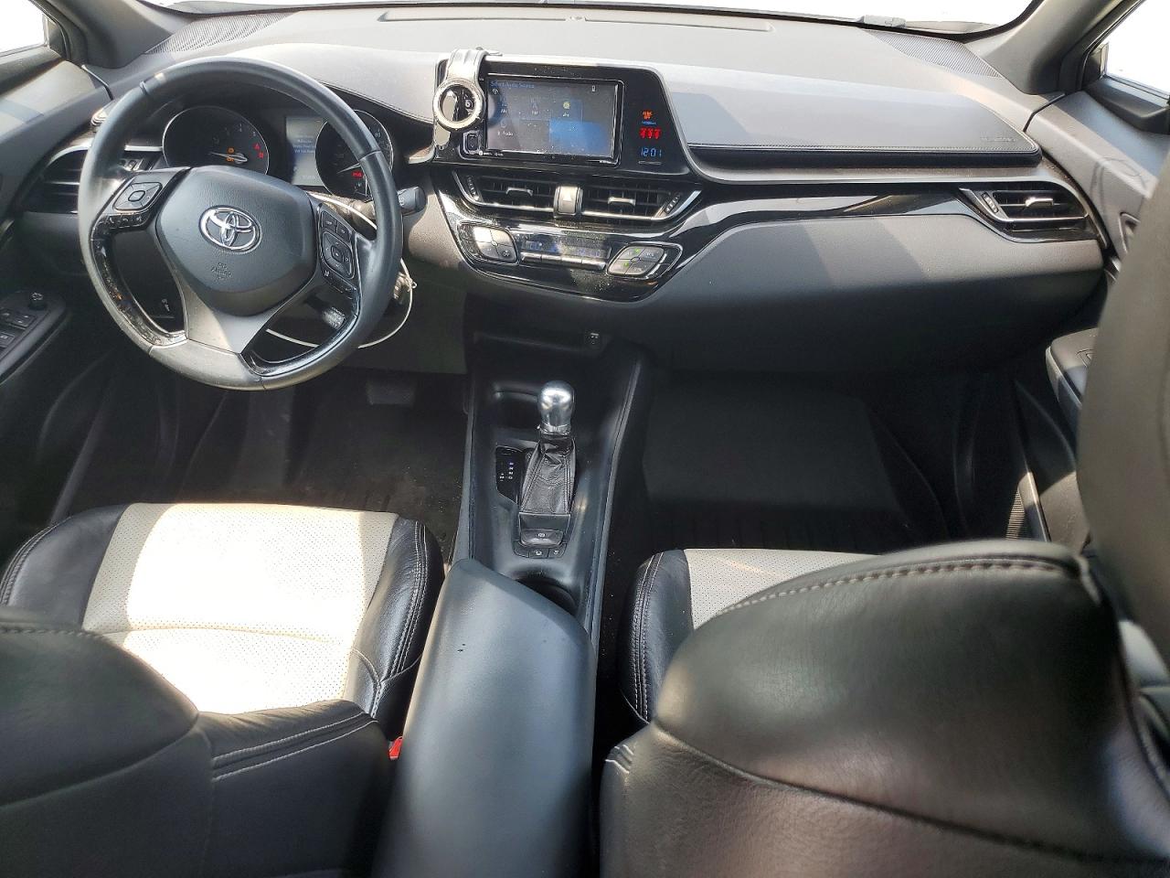 2018 TOYOTA C-HR