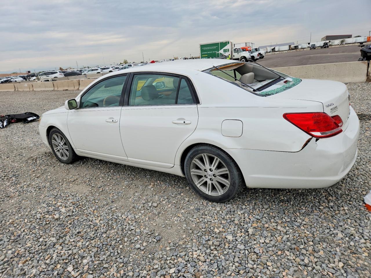 2007 TOYOTA AVALON