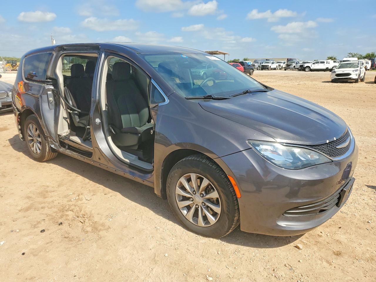 2017 CHRYSLER PACIFICA