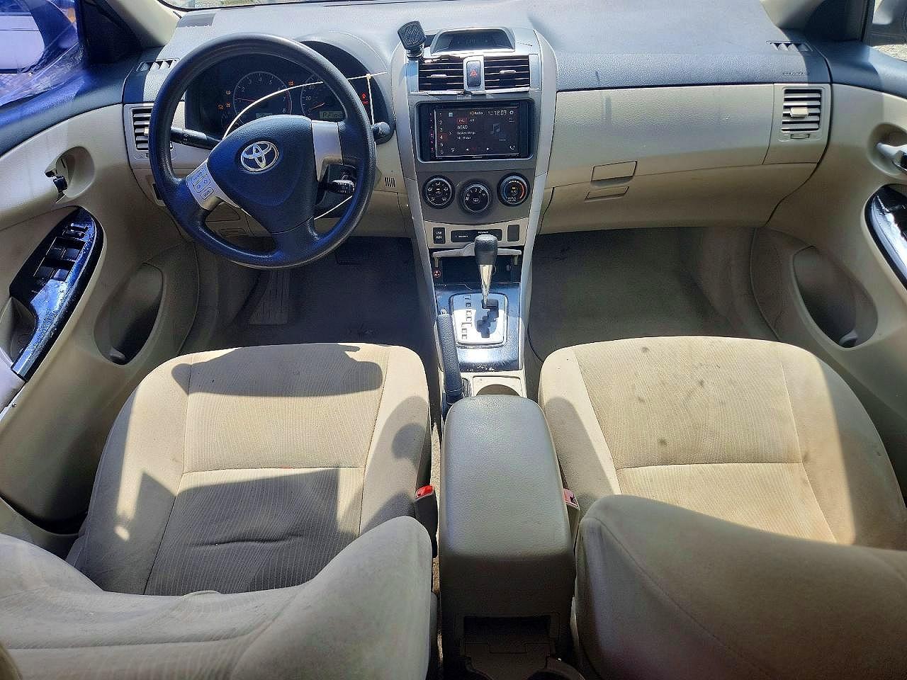 2013 TOYOTA COROLLA