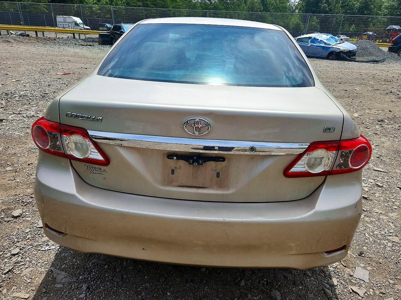 2013 TOYOTA COROLLA