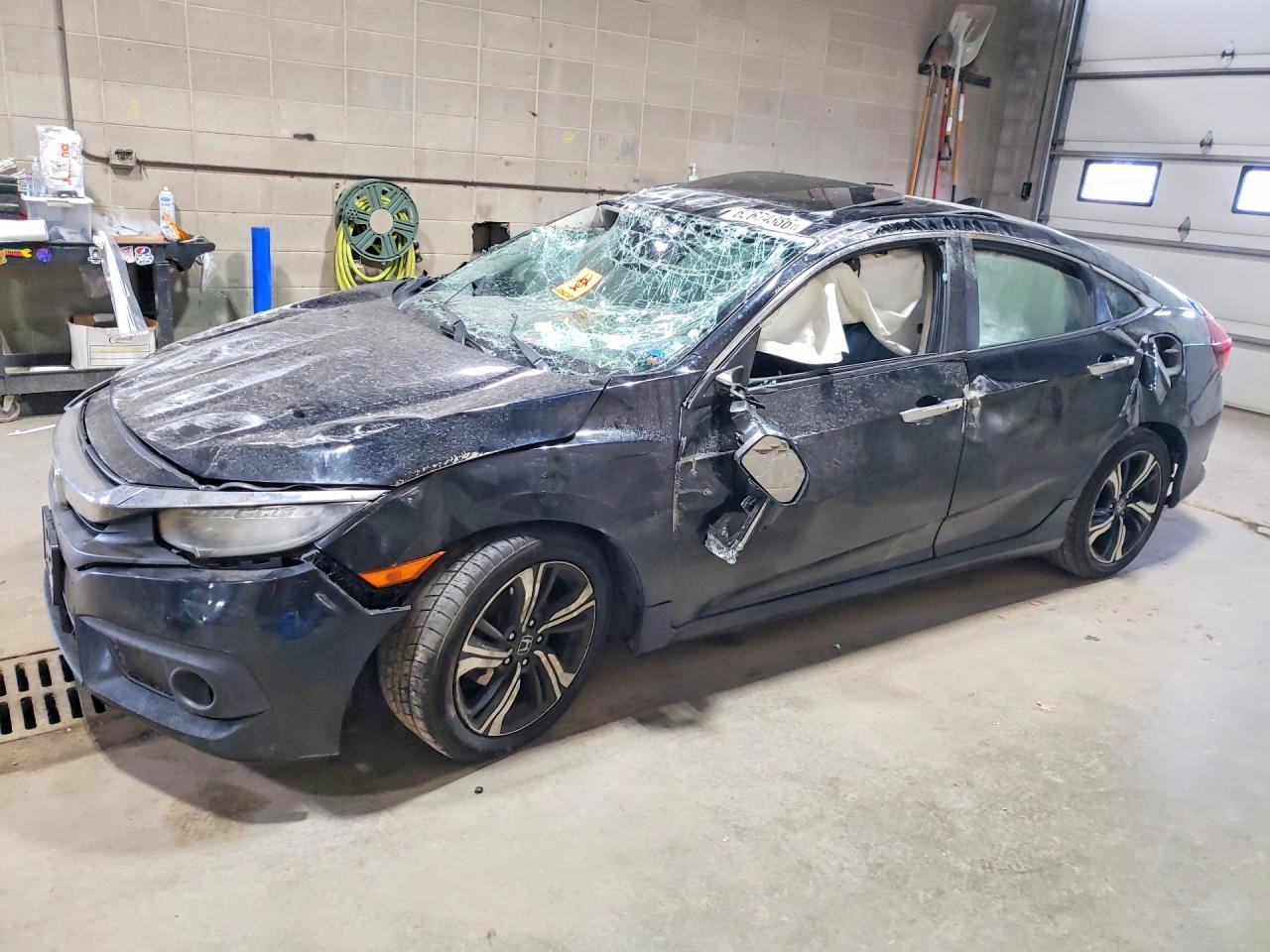 2016 HONDA CIVIC