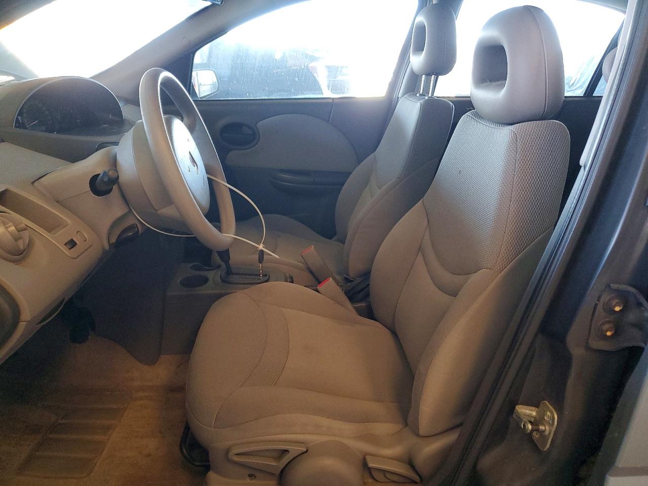 2003 SATURN ION