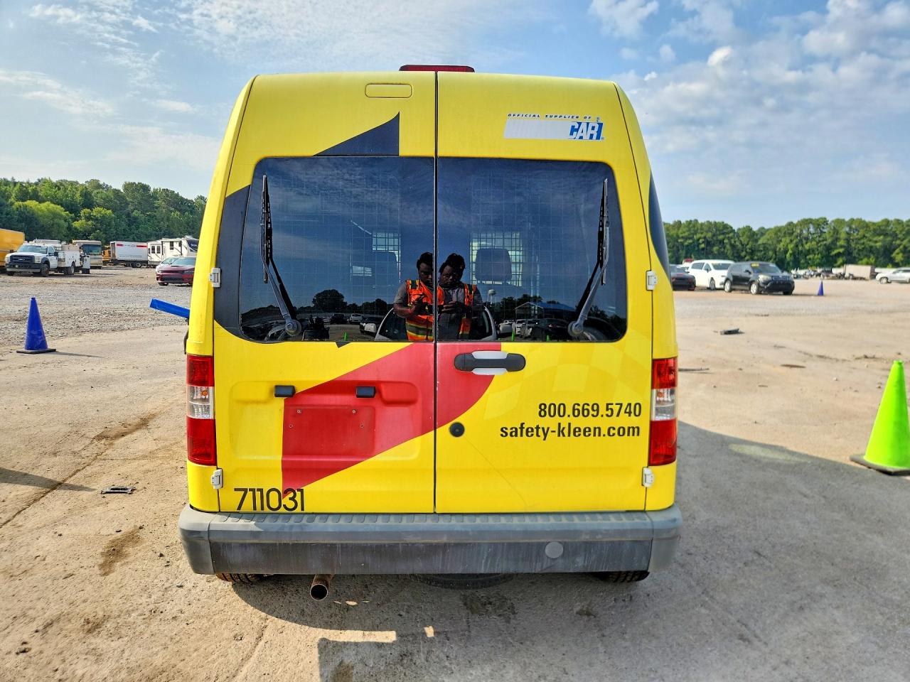2011 FORD TRANSIT