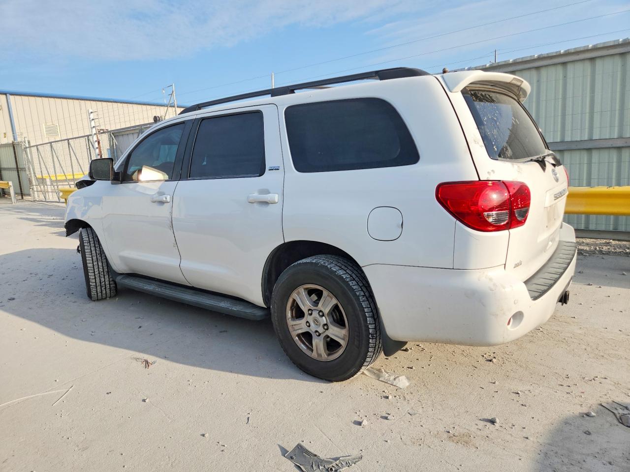 2016 TOYOTA SEQUOIA
