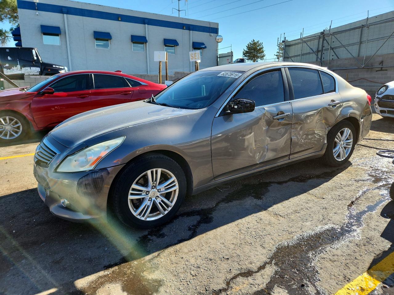 2013 INFINITI G37