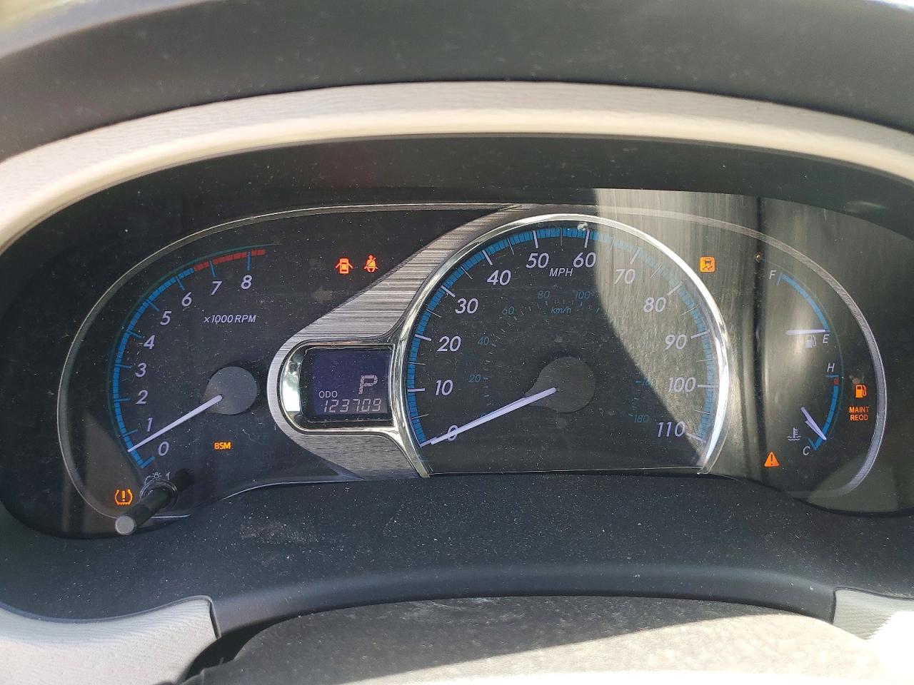 2013 TOYOTA SIENNA