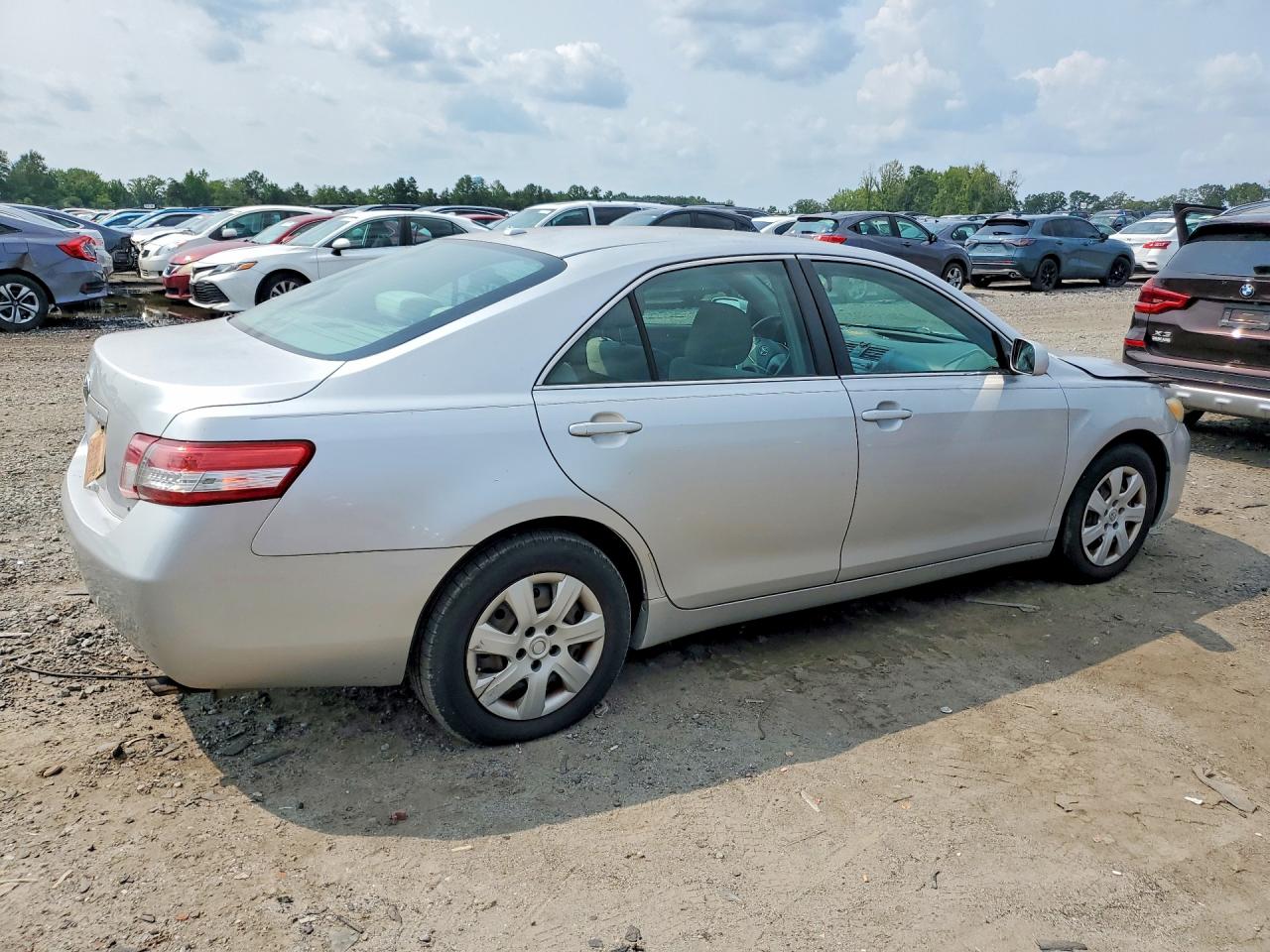 2010 TOYOTA CAMRY