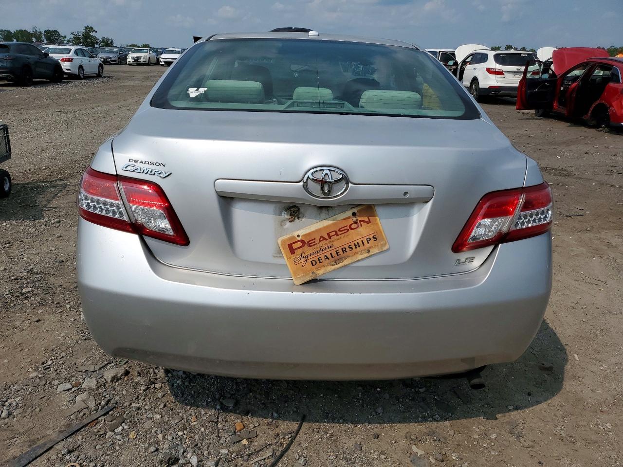 2010 TOYOTA CAMRY