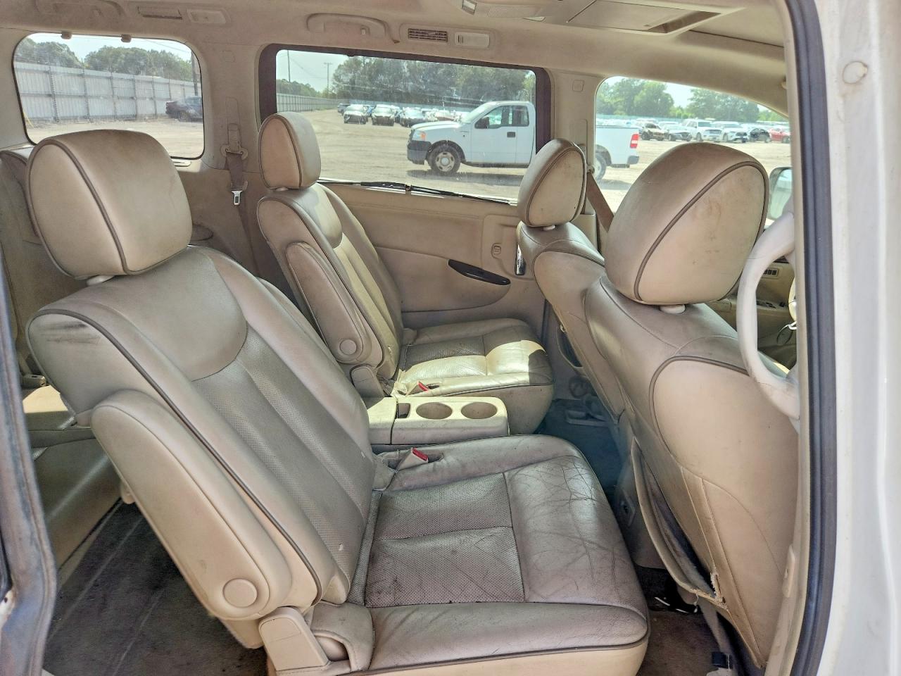 2012 NISSAN QUEST