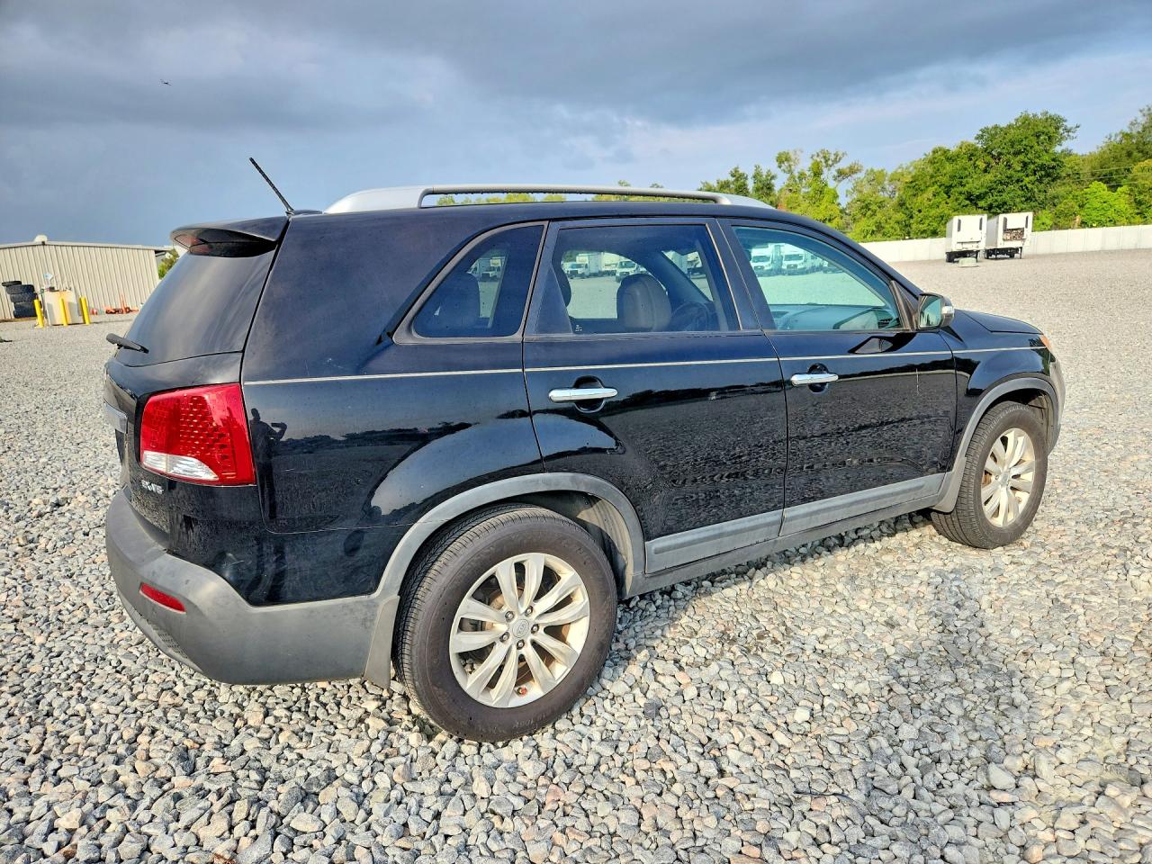 2011 KIA SORENTO