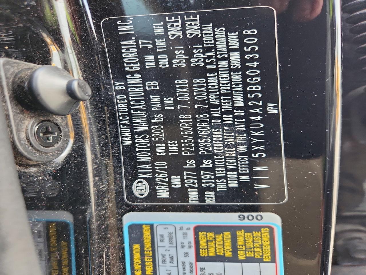 2011 KIA SORENTO